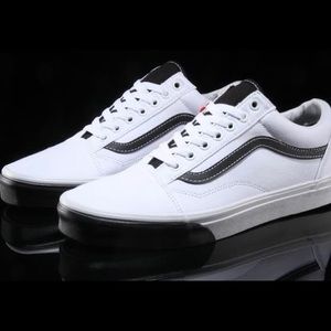 Old school vans black and white